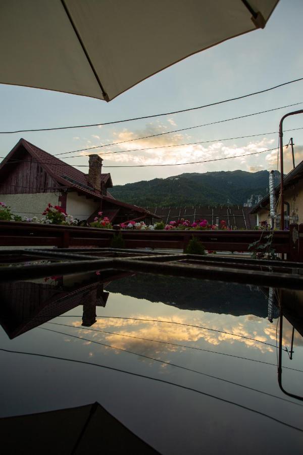 Old Bakery House Appartement Sinaia Buitenkant foto
